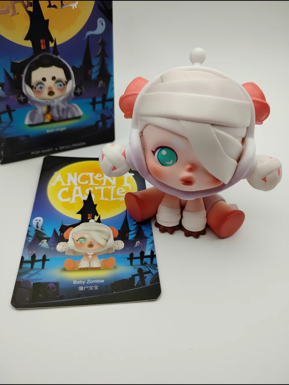 SkullPanda Ancient Castle Baby Zombie - Picture 4 of 6